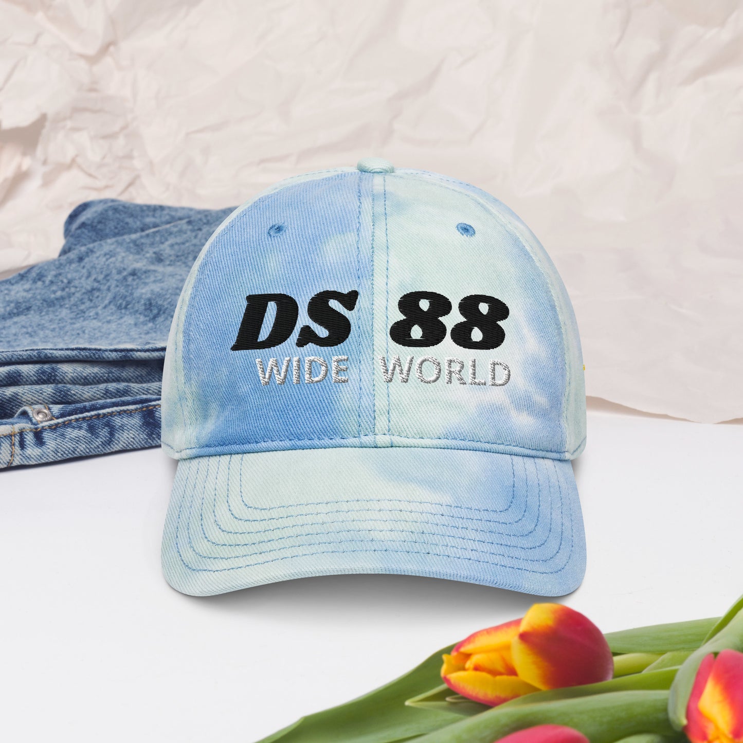 "DS88 WIDEWORLD" Tie dye hat